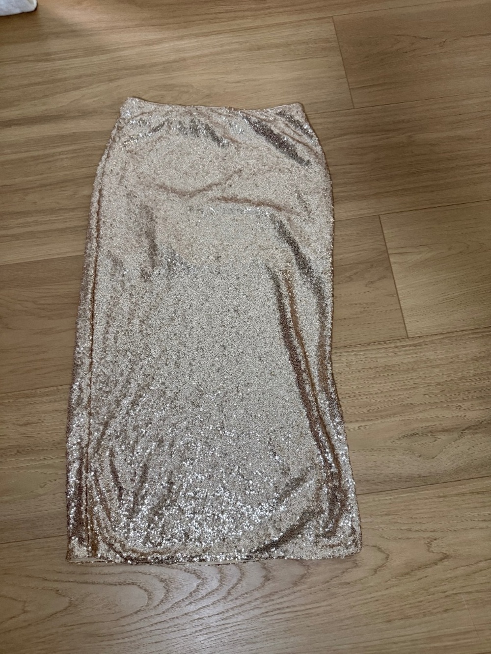 H&M Gold Sequin Pencil Skirt